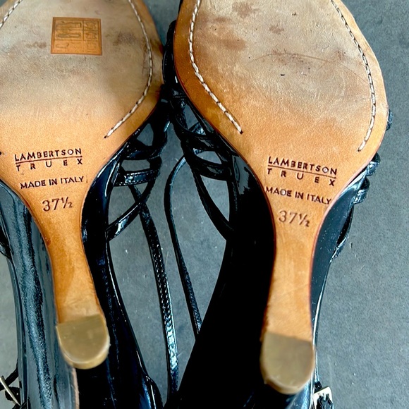 Lambertson Truex black patent leather wedge sandals in size 7. - Picture 5 of 5